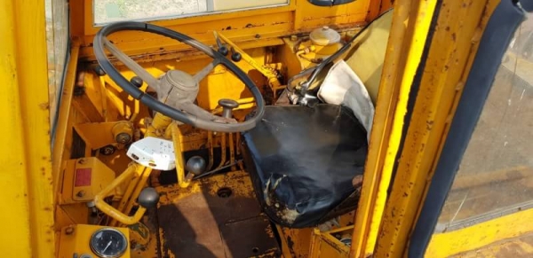 ขายด่วนรถตักโคมัสซูJH30Bขับ4ล้อรถนำเข้าขนาดใหญ่ตัก2.5คิวยกสูง3เมตรรถเพื่งนำเข้ายังไม่เคยใช้ในไทยเลย