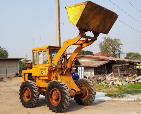 ขายด่วนรถตักโคมัสซูJH30Bขับ4ล้อรถนำเข้าขนาดใหญ่ตัก2.5คิวยกสูง3เมตรรถเพื่งนำเข้ายังไม่เคยใช้ในไทยเลย