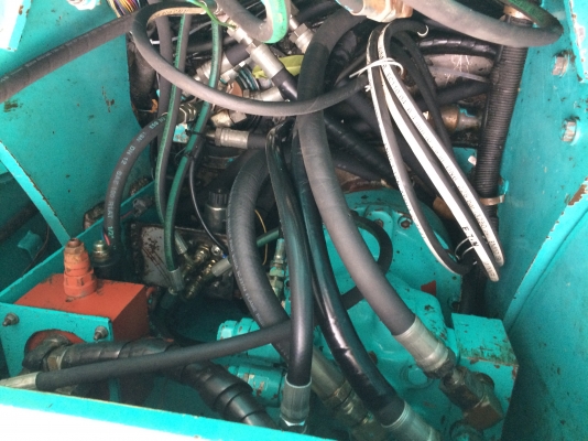 ขาย kobelco sk135sr yy00