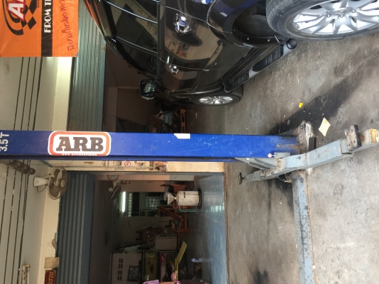 ขายด่วนๆ ลิฟท์ยกรถ ถูกๆๆๆๆ