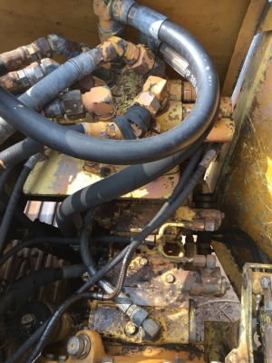 ขาย แบคโฮ KOMATSU PC60-6 มีไลน์แย็ก เครื่องดี ปั้มแรง เอวแน่น ช่วงล่างเต็ม เอกสารใบซื้อขาย