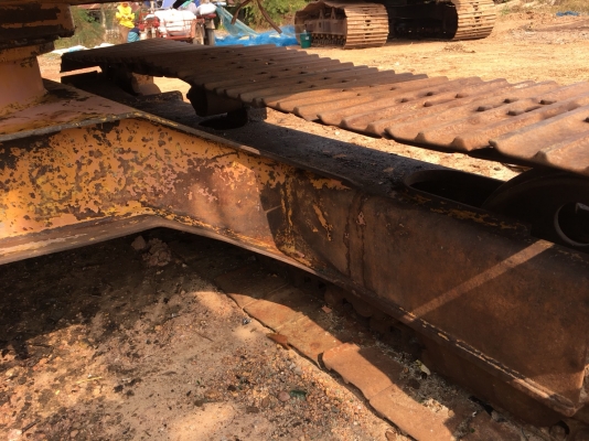 ขาย แบคโฮ KOMATSU PC60-6 มีไลน์แย็ก เครื่องดี ปั้มแรง เอวแน่น ช่วงล่างเต็ม เอกสารใบซื้อขาย