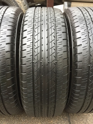 ยาง Bridgestone 215 60 16 ปี17 ดอกเต็ม ไม่มีปะ ใช้ยาว ราคาไม่แพง
