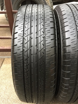 ยาง Bridgestone 215 60 16 ปี17 ดอกเต็ม ไม่มีปะ ใช้ยาว ราคาไม่แพง