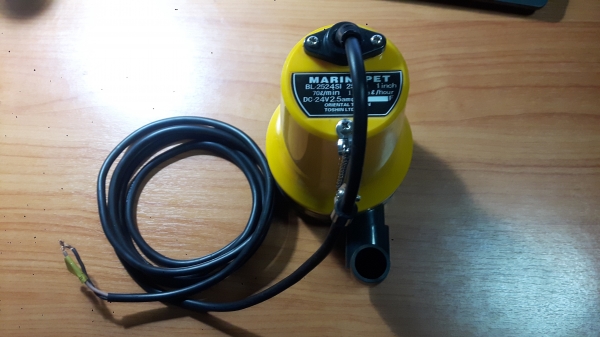 (ลดเหลือ 400 บาท )ปั๊มจุ่ม ขนาด 1 นิ้ว สภาพดี (ลดเหลือ 400 บาท )ปั๊มจุ่ม ขนาด 1 นิ้ว สภาพดี