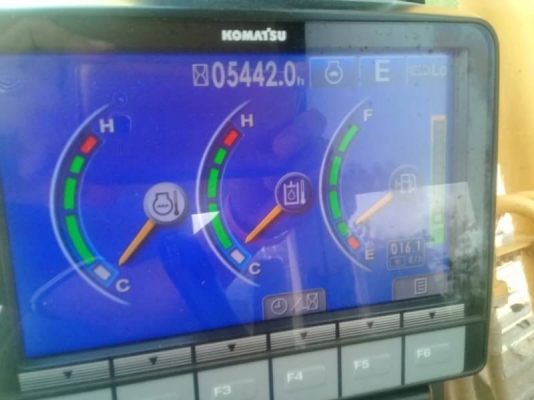 ขาย 1,950,000 KOMATSU pc 200-8 MO 5,442 ชม.กล้องหลัง รถสภาพสวยจัด แอร์เย็น เอกสารแจ้งจำหน่าย รถสวยพร้อมใช้ รถอยู่ อยุธยา 090-772-3710 090-772-3708