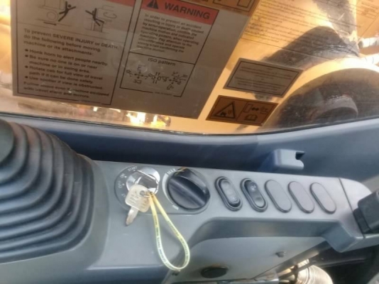 ขาย 1,950,000 KOMATSU pc 200-8 MO 5,442 ชม.กล้องหลัง รถสภาพสวยจัด แอร์เย็น เอกสารแจ้งจำหน่าย รถสวยพร้อมใช้ รถอยู่ อยุธยา 090-772-3710 090-772-3708