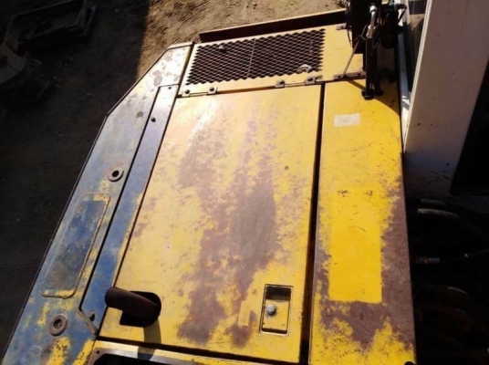 ขาย 495,000 KOMATSU pc 120-5 คอนโทรลยาว เครื่องดี ปั้มแรง โช่หนา ไฟฟ้าครบ  เอวแน่น  เอกสารชื้อขาย  รถอยู่ นครปฐม  090-772-3710 090-772-3708