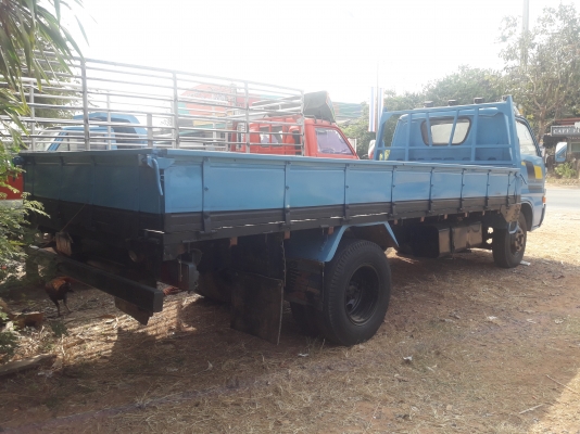 6ล้อ ISUZU 100แรงม้า รถห้างแท้ เครื่องเยี่ยม แน่นปึ๊ก แชทซีสวยๆตลอดเส้น รถใช้งานประจำ ยางดี พร้อมลุย