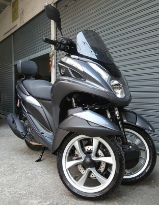ขออนุญาตขาย YAMAHA TRICITY 125i รถ 3 ล้อ อัจฉริยะ ฟรีค่าโอน