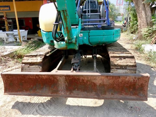 ขายรถขุด ยี่ห้อ: KOMATSU แบบ: PC40MR-1 ราคา 490,000 บาท (ต่อรองได้คะ)  รถเก่านอกแท้ มีเอกสารใบอินวอย รถไม่เคยผ่านการใช้งานในไทย100\% แทรกเหล็ก ปั้มนิ้ว คอนโทนสั้น รถพร้อมลงงาน สนใจติดต่อ โทร : 099-907-9273 กิ๊ฟ กมลชนก โทร : 099-907-3356 ช่างบัง ไอดี ไลน์ :