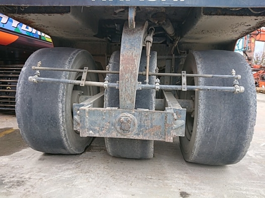 รถบดล้อยาง 7 ล้อ HITACHI RT200WT-C # 8AFP043136 มือสองญี่ปุ่น รถบดล้อยาง 7 ล้อ HITACHI RT200WT-C # 8AFP043136 มือสองญี่ปุ่น