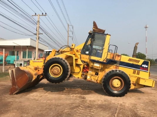 ขายรถตักล้อยาง KOMATSU WA350-1 รถนอกนำเข้าเองจากญี่ปุ่น สภาพสวยพร้อมใช้งาน มีVDOการทำงานครับ