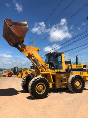 ขายรถตักล้อยาง KOMATSU WA350-1 รถนอกนำเข้าเองจากญี่ปุ่น สภาพสวยพร้อมใช้งาน มีVDOการทำงานครับ