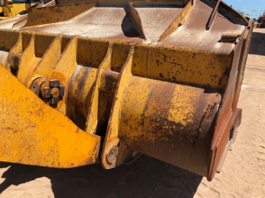 ขายรถตักล้อยาง KOMATSU WA350-1 รถนอกนำเข้าเองจากญี่ปุ่น สภาพสวยพร้อมใช้งาน มีVDOการทำงานครับ