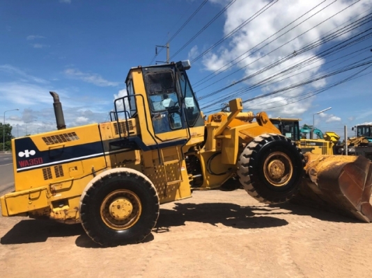 ขายรถตักล้อยาง KOMATSU WA350-1 รถนอกนำเข้าเองจากญี่ปุ่น สภาพสวยพร้อมใช้งาน มีVDOการทำงานครับ
