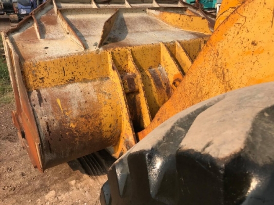 ขายรถตักล้อยาง KOMATSU WA350-1 รถนอกนำเข้าเองจากญี่ปุ่น สภาพสวยพร้อมใช้งาน มีVDOการทำงานครับ