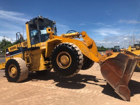 ขายรถตักล้อยาง KOMATSU WA350-1 รถนอกนำเข้าเองจากญี่ปุ่น สภาพสวยพร้อมใช้งาน มีVDOการทำงานครับ