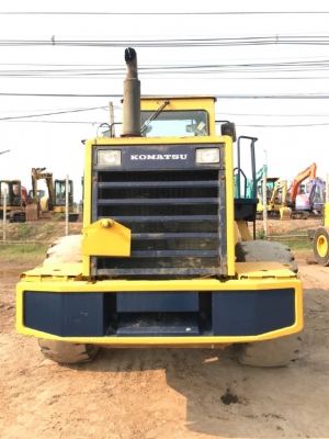 ขายรถตักล้อยาง KOMATSU WA350-1 รถนอกนำเข้าเองจากญี่ปุ่น สภาพสวยพร้อมใช้งาน มีVDOการทำงานครับ