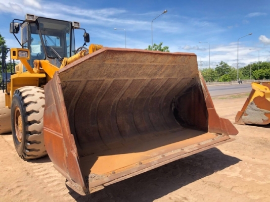ขายรถตักล้อยาง KOMATSU WA350-1 รถนอกนำเข้าเองจากญี่ปุ่น สภาพสวยพร้อมใช้งาน มีVDOการทำงานครับ