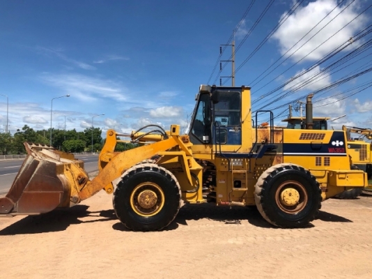 ขายรถตักล้อยาง KOMATSU WA350-1 รถนอกนำเข้าเองจากญี่ปุ่น สภาพสวยพร้อมใช้งาน มีVDOการทำงานครับ
