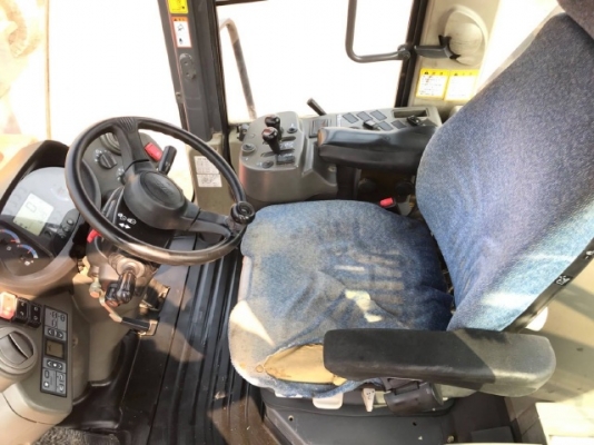 ขายรถตักล้อยาง HITACHI ZW220 (เทียบเท่า WA380-6) รถนอกนำเข้าเองจากญี่ปุ่น สภาพสวยพร้อมใช้ มีVDOการทำงานครับ ขายรถตักล้อยาง HITACHI ZW220 (เทียบเท่า WA380-6) รถนอกนำเข้าเองจากญี่ปุ่น สภาพสวยพร้อมใช้ มีVDOการทำงานครับ