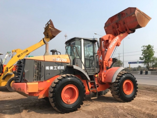 ขายรถตักล้อยาง HITACHI ZW220 (เทียบเท่า WA380-6) รถนอกนำเข้าเองจากญี่ปุ่น สภาพสวยพร้อมใช้ มีVDOการทำงานครับ ขายรถตักล้อยาง HITACHI ZW220 (เทียบเท่า WA380-6) รถนอกนำเข้าเองจากญี่ปุ่น สภาพสวยพร้อมใช้ มีVDOการทำงานครับ