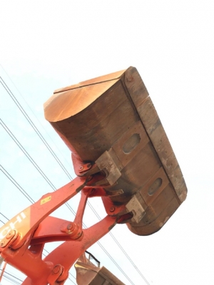 ขายรถตักล้อยาง HITACHI ZW220 (เทียบเท่า WA380-6) รถนอกนำเข้าเองจากญี่ปุ่น สภาพสวยพร้อมใช้ มีVDOการทำงานครับ ขายรถตักล้อยาง HITACHI ZW220 (เทียบเท่า WA380-6) รถนอกนำเข้าเองจากญี่ปุ่น สภาพสวยพร้อมใช้ มีVDOการทำงานครับ