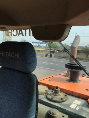 ขายรถตักล้อยาง HITACHI ZW220 (เทียบเท่า WA380-6) รถนอกนำเข้าเองจากญี่ปุ่น สภาพสวยพร้อมใช้ มีVDOการทำงานครับ