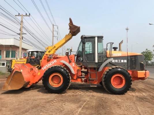 ขายรถตักล้อยาง HITACHI ZW220 (เทียบเท่า WA380-6) รถนอกนำเข้าเองจากญี่ปุ่น สภาพสวยพร้อมใช้ มีVDOการทำงานครับ ขายรถตักล้อยาง HITACHI ZW220 (เทียบเท่า WA380-6) รถนอกนำเข้าเองจากญี่ปุ่น สภาพสวยพร้อมใช้ มีVDOการทำงานครับ