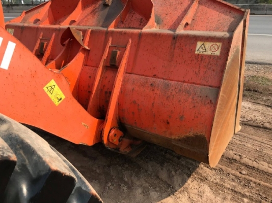 ขายรถตักล้อยาง HITACHI ZW220 (เทียบเท่า WA380-6) รถนอกนำเข้าเองจากญี่ปุ่น สภาพสวยพร้อมใช้ มีVDOการทำงานครับ ขายรถตักล้อยาง HITACHI ZW220 (เทียบเท่า WA380-6) รถนอกนำเข้าเองจากญี่ปุ่น สภาพสวยพร้อมใช้ มีVDOการทำงานครับ