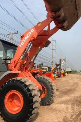 ขายรถตักล้อยาง HITACHI ZW220 (เทียบเท่า WA380-6) รถนอกนำเข้าเองจากญี่ปุ่น สภาพสวยพร้อมใช้ มีVDOการทำงานครับ ขายรถตักล้อยาง HITACHI ZW220 (เทียบเท่า WA380-6) รถนอกนำเข้าเองจากญี่ปุ่น สภาพสวยพร้อมใช้ มีVDOการทำงานครับ