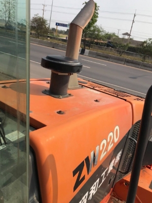 ขายรถตักล้อยาง HITACHI ZW220 (เทียบเท่า WA380-6) รถนอกนำเข้าเองจากญี่ปุ่น สภาพสวยพร้อมใช้ มีVDOการทำงานครับ ขายรถตักล้อยาง HITACHI ZW220 (เทียบเท่า WA380-6) รถนอกนำเข้าเองจากญี่ปุ่น สภาพสวยพร้อมใช้ มีVDOการทำงานครับ