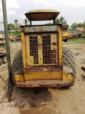 ขออนุญาติขายรถบด BILTELLI ขนาด 10ตันพร้อมใช้งานสองเพลาเอกสารแจ้งจำหน่าย ราคา 485000บาท สนจใติดต่อช่างดำ 0853224877 0988930465 ไอดีไลน์ 0853224877ครับผม