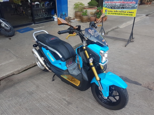 ขาย HONDA ZOOMER X ALL NEW ล้อโต วิ่งน้อยไม่ถึงพันกิโล แต่งเต็ม จอดโชว์อย่างเดียว ราคา 62500 บาท ส่ง ขาย HONDA ZOOMER X ALL NEW ล้อโต วิ่งน้อยไม่ถึงพันกิโล แต่งเต็ม จอดโชว์อย่างเดียว ราคา 62500 บาท ส่ง