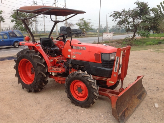 ขาย L3408 พร้อมใบดัน กับ ผานหลัง รถสีเดิมทั้งคัน สวยๆ