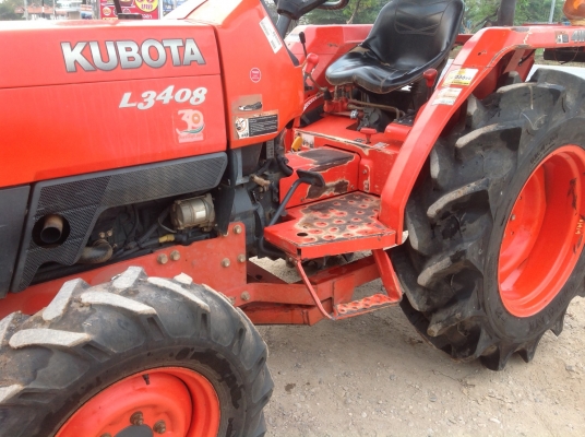 ขาย L3408 พร้อมใบดัน กับ ผานหลัง รถสีเดิมทั้งคัน สวยๆ