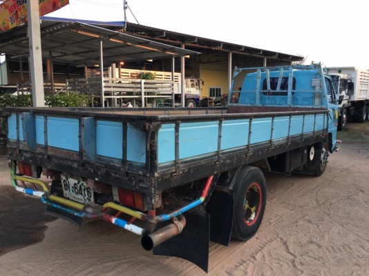 ขายรถ6ล้อ NKR 110แรง ปี36 สภาพพร้อมใช้ ราคา250,000 สนใจโทร 090-8588220 090-3258446 090-4610380 ดูประ