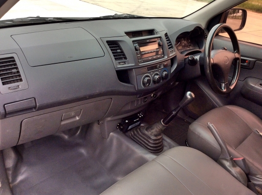 Toyota HILUX VIGO D4D ปี 2013