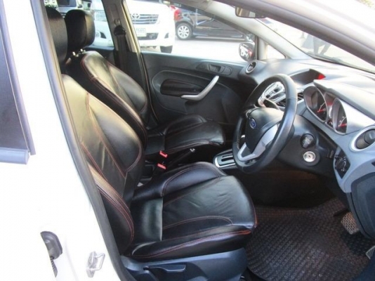2012 FORD FIESTA 1.5 S TOP ช่วงล่าง เครื่องยนต์ เกียร์ดีไม่มีปัญหา เบาะหนังแท้ วิ่งน้อยเช็คศูนย์ตลอด ประหยัดน้ำมันสีเดิม บอดี้เดิมทั้งคันไม่เคยชนหนัก ไม่เคยจมน้ำครับ สนใจดูรถ ทดลองขับหรือสอบถามรายละเอียดเพิ่มเติม และ รับปรึกษาออกรถ มือหนึ่ง มือสอง ทุกยี่ห
