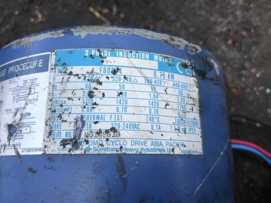 ขายมอเตอร์เกียร์ Cycro drive Sumitomo 1HP. 380V อัตราทด 1:71 มีระบบเบรคในตัว สภาพสวย หมุนนิ่ม พร้อมใช้งาน มี 3ตัวครับ