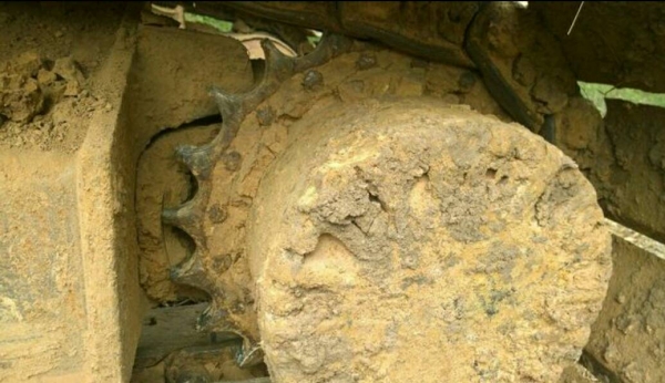 ขออนุญาตขายPC200-6 KOMATSU.เครื่องKOMATSU เอกสารอินวอยไฟฟ้าครบ ช่วงล่างเต็มพร้อมใช้งาน ราคา 850000 บาท สนใจติดต่อช่างดำ 0853324877 0988930465 ไอดีไลน์0853224877ครับผม