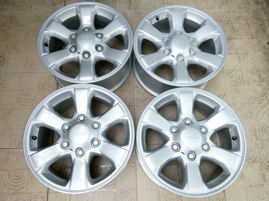 ล้อแม้กอีซูซุ ขอบ16 6รู ถอดป้ายแดง 4วง ล้อแม้กอีซูซุ ขอบ16 6รู ถอดป้ายแดง 4วง