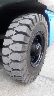 รถยกไฟฟ้า toyota 6 fb15 รถยกไฟฟ้า toyota 6 fb15