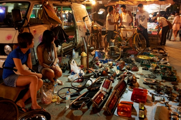 รับซื้อของเก่าตามบ้านเรือน ร้านอาหาร เครื่องใช้ไฟฟ้า เครื่องเสียง อะไหล่ เครื่องมือ โต๊ะไม้สัก งานไม้ งานเหล็ก ฯลฯ