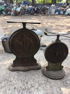 ขายตาชั่งเก่าโบราณ15000บาท081-6278866