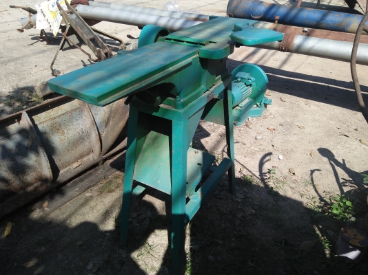 ขายแท่นใสชิดไม้ ขายตามสภาพ