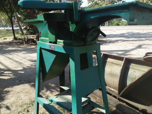 ขายแท่นใสชิดไม้ ขายตามสภาพ