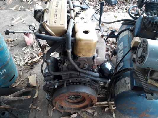 ขายเครื่องยนต์ ISUZU มังกรทอง 90 แรง พร้อมใช้ ขายเครื่องยนต์ ISUZU มังกรทอง 90 แรง พร้อมใช้