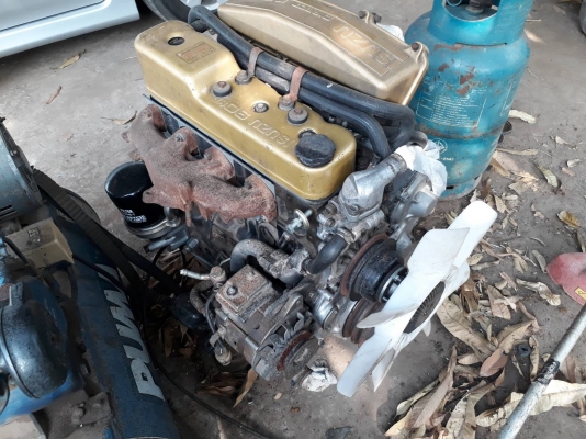 ขายเครื่องยนต์ ISUZU มังกรทอง 90 แรง พร้อมใช้ ขายเครื่องยนต์ ISUZU มังกรทอง 90 แรง พร้อมใช้